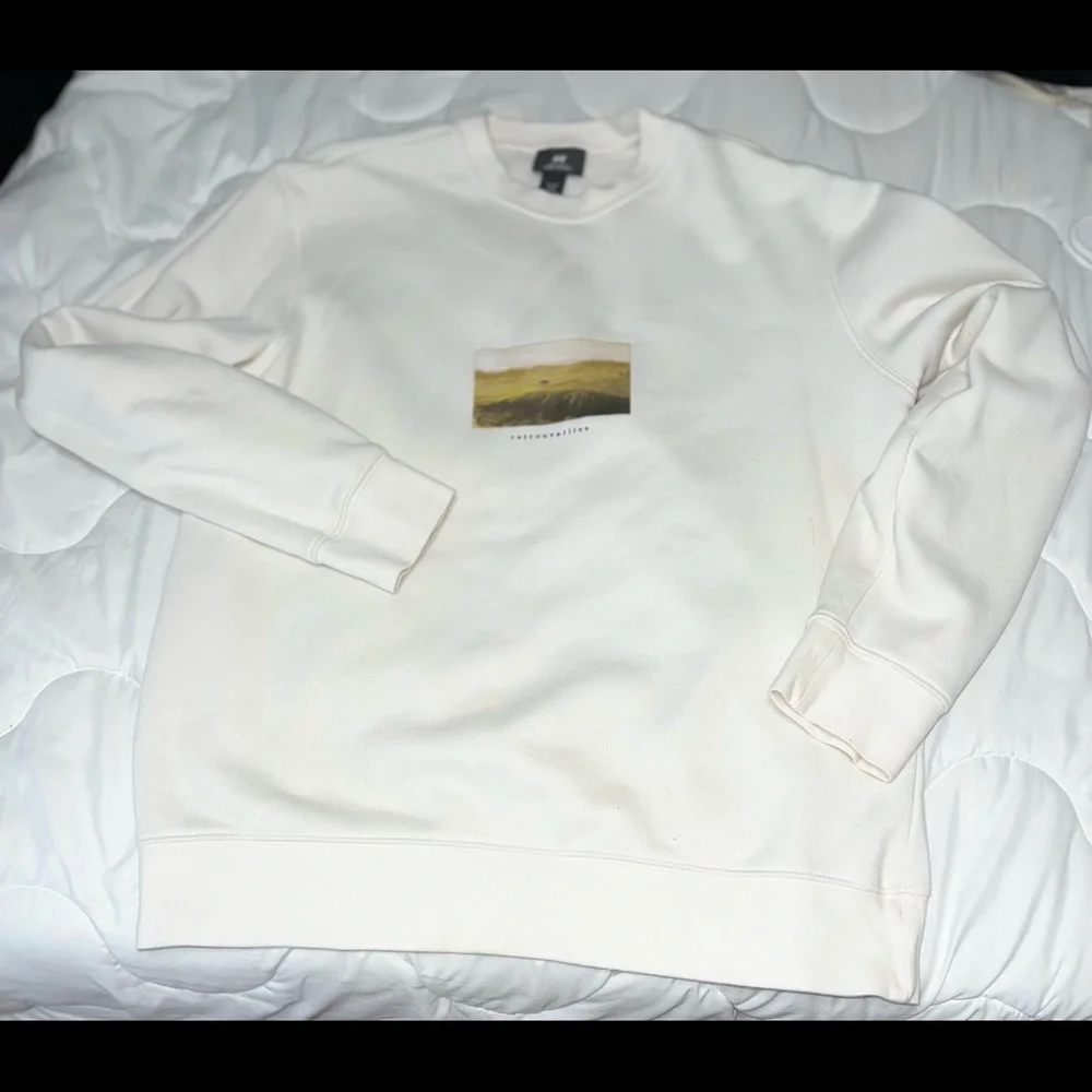 H&M - Picture 2 of 2